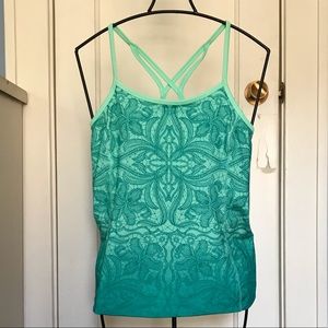 NWOT Athleta Strappy Tank with Built-in Bra